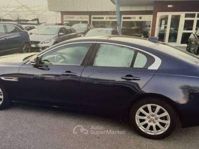 Jaguar XE XE 2.0d Pure Business edition 180cv  tg: FG873SR Blu/Azzurro usata Basiliano