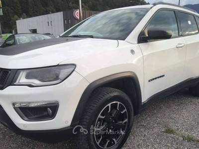 Jeep Compass 1.3 turbo t4 phev Trailhawk 4xe at6 4WD-GF454LE Bianco usata Basiliano