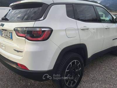 Jeep Compass 1.3 turbo t4 phev Trailhawk 4xe at6 4WD-GF454LE Bianco usata Basiliano