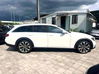 Mercedes-Benz Classe E E SW All-Terrain 400 d Premium 4matic Auto-FZ467RM Bianco usata Basiliano