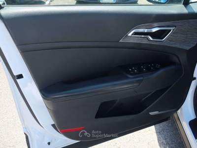Kia Sportage Sportage V 2022 1.6 crdi mhev Style dct Bianco usata Ponte di Piave