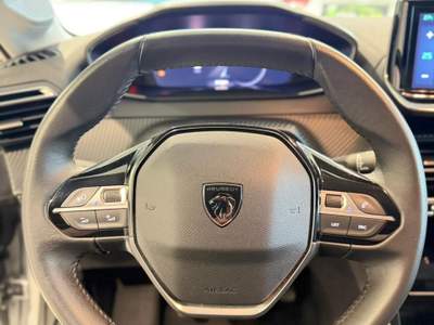 Peugeot 208 unico proprietario km certificati Argento usata SAN MICHELE SALENTINO
