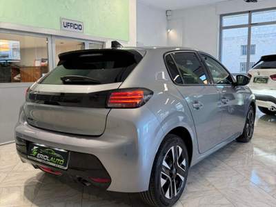 Peugeot 208 unico proprietario km certificati Argento usata SAN MICHELE SALENTINO