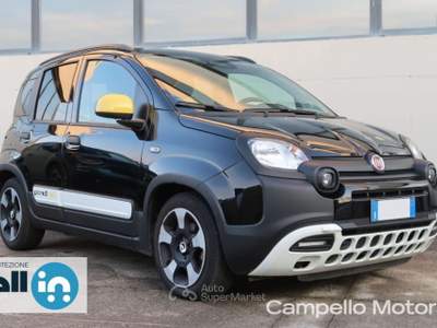 Fiat Panda Panda 1.0 70cv Hybrid Pandina My25 Nero usata Venezia