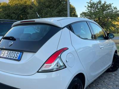 Lancia Ypsilon Tenuta in garage, ottime condizioni, GPL usata vezzano sul crostolo