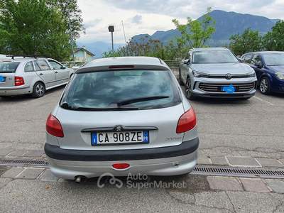 Peugeot 206 Peugeot 206 2A/C 1.4 HDi eco 68 CV Diesel 8HX (DV4TD) Argento usata BOLZANO