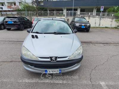 Peugeot 206 Peugeot 206 2A/C 1.4 HDi eco 68 CV Diesel 8HX (DV4TD) Argento usata BOLZANO