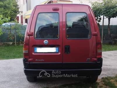 Fiat Scudo Fiat Scudo 2.0 JTD/109 Combi Lusso 8 p.ti Rosso usata Caerano di San Marco