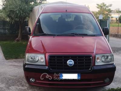 Fiat Scudo Fiat Scudo 2.0 JTD/109 Combi Lusso 8 p.ti Rosso usata Caerano di San Marco