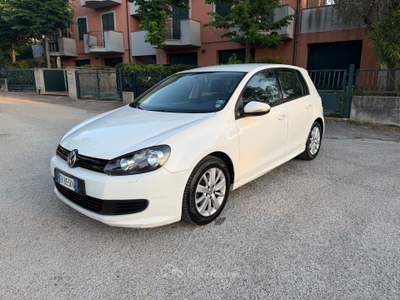 Volkswagen Golf Sport edition unico pro usata San Costanzo
