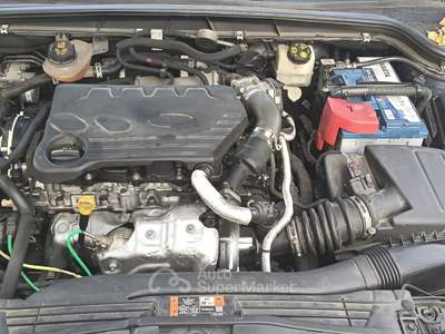 Ford Focus Appena è cambiata la cinghia di distribuzione e il tagliando usata Sant'Agata bolognese