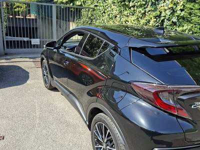 Toyota C-HR Carrozzeria senza nessun graffio usata Veniano