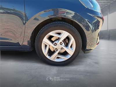 Hyundai i10 3ª serie 1.0 MPI con Ecopack Advanc usata BARI