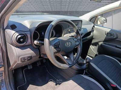 Hyundai i10 3ª serie 1.0 MPI con Ecopack Advanc usata BARI