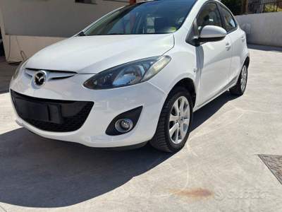 Mazda 2 5p. Easy usata Arzano