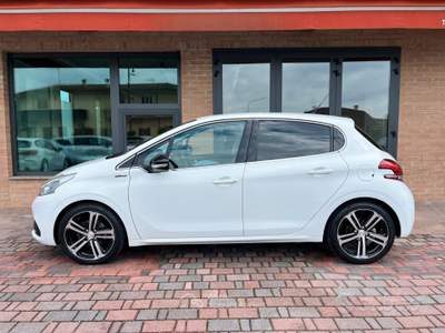 Peugeot 208 HDi GT-Line usata Pozzonovo