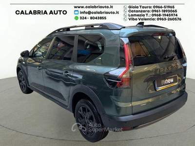 Dacia Jogger Hybrid 155 CV 5 posti Expreme usata Gioia Tauro