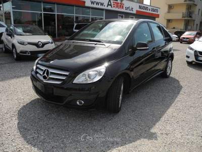 Mercedes-Benz Classe B B 180 NGT BlueEFFICIENCY -METANO d usata Mantova Mercedes-Benz Classe B B 180 NGT BlueEFFICIENCY -METANO d usata Mantova