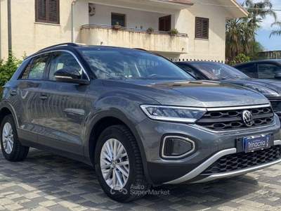 Volkswagen T-Roc Life 1.0 TSI 110 CV usata Partinico