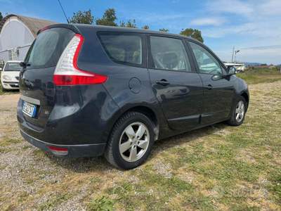 Renault Scénic Scenic 1.5 dCi 7 posti SOLO 98.000 KM usata Grosseto