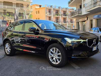Volvo XC60 B4 (d) Geartronic Momentum usata Venafro
