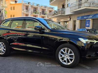 Volvo XC60 B4 (d) Geartronic Momentum usata Venafro
