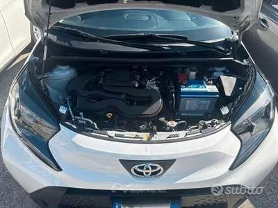 Toyota Aygo X 1.0 VVT-i 72 CV 5 porte Active S-CVT usata Omegna