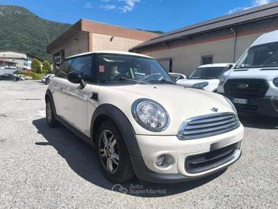 MINI Clubman 1.6 16V One (55kW) ADATTA NEO PATENTATI usata Omegna