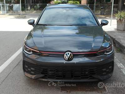 Volkswagen Golf GTI 2.0 TSI DSG usata FERRARA