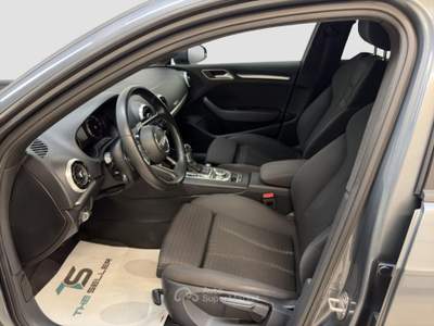 Audi A3 30 1.6 tdi Sport 116cv s-tronic Argento usata Collegno