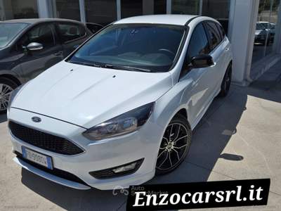 Ford Focus Focus 1.5 TDCi 120 CV S&S ST Line Bianco usata Ascoli Satriano