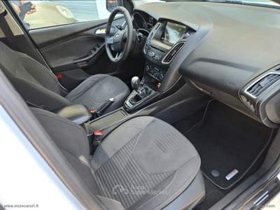 Ford Focus Focus 1.5 TDCi 120 CV S&S ST Line Bianco usata Ascoli Satriano