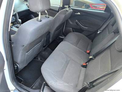 Ford Focus Focus 1.5 TDCi 120 CV S&S ST Line Bianco usata Ascoli Satriano