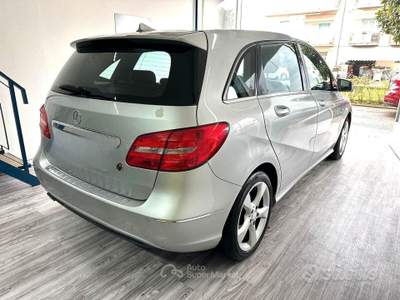 Mercedes-Benz Classe B B 180 BlueEFFICIENCY Premium usata Arezzo