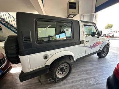 Suzuki SJ400/Samurai SJ Samurai 1.3i cat Lungo Cabriolet De Luxe usata Arezzo