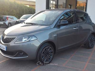 Lancia Ypsilon 1.0 Hybrid Gold usata MODICA