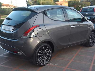 Lancia Ypsilon 1.0 Hybrid Gold usata MODICA