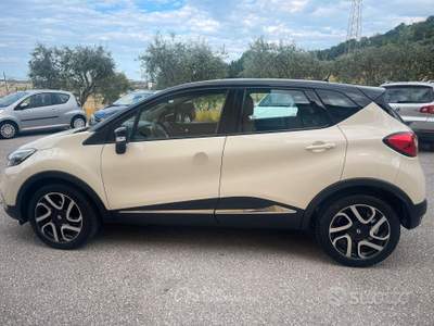 Renault Captur Start&Stop Energy usata Martinsicuro