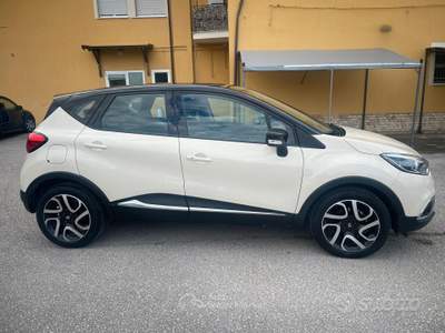 Renault Captur Start&Stop Energy usata Martinsicuro