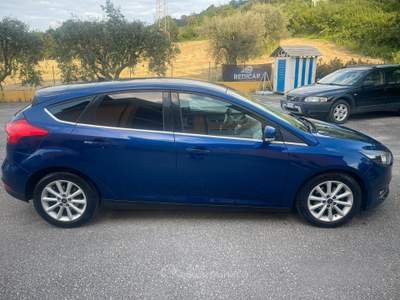Ford Focus Start&Stop Titanium usata Martinsicuro