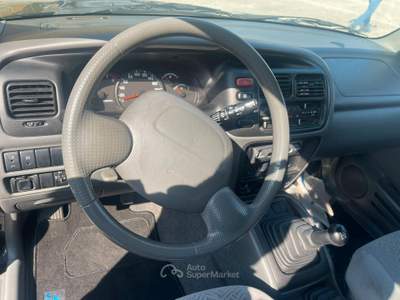 Suzuki Grand Vitara 4X4 CON RIDOTTE 1.6i 16V cat 3 usata Martinsicuro