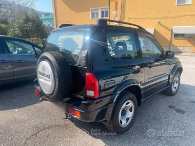 Suzuki Grand Vitara 4X4 CON RIDOTTE 1.6i 16V cat 3 usata Martinsicuro