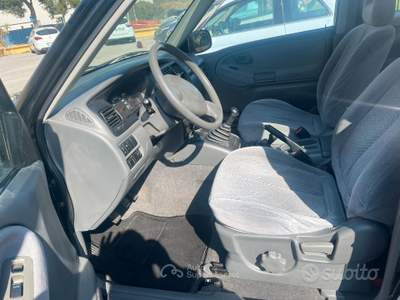 Suzuki Grand Vitara 4X4 CON RIDOTTE 1.6i 16V cat 3 usata Martinsicuro