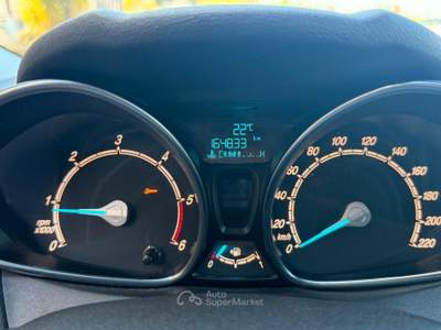 Ford Fiesta 5 porte Titanium usata Martinsicuro