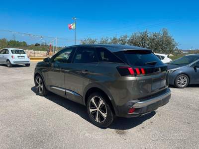 Peugeot 3008 S&S EAT8 Allure usata Martinsicuro