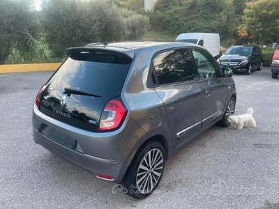 Renault Twingo Intens 22 KWH usata Martinsicuro