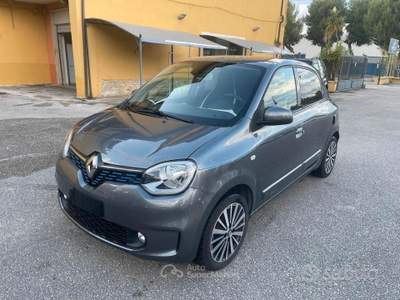 Renault Twingo Intens 22 KWH usata Martinsicuro