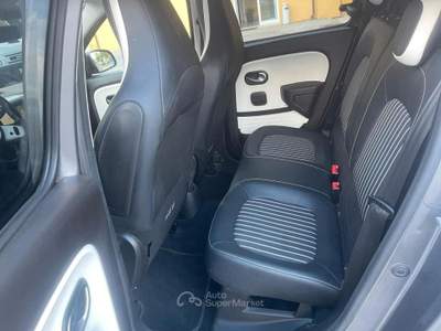 Renault Twingo Intens 22 KWH usata Martinsicuro