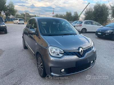 Renault Twingo Intens 22 KWH usata Martinsicuro