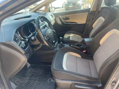 Kia Cee'd Ceed Sportswagon cee'd 1.6 CRDi 110 CV 5 porte usata Martinsicuro